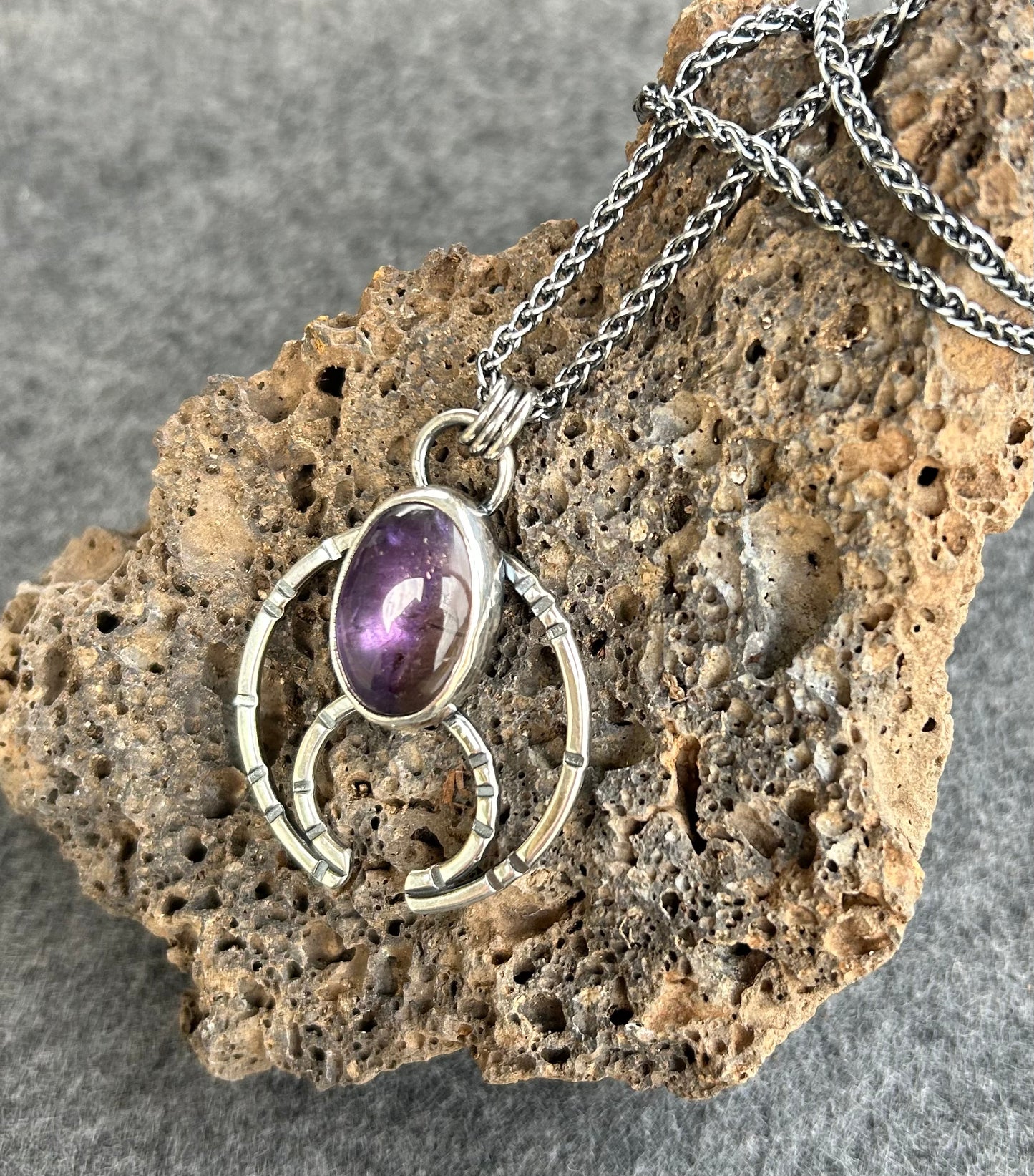 Modern Naja Pendant Necklace with Ametrine